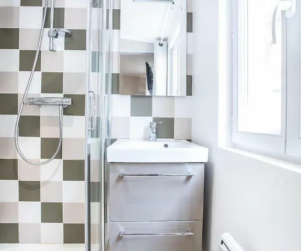 8 - Equipe - Carmes, *